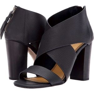 SPLENDID NWOB Danett heels size 8 black